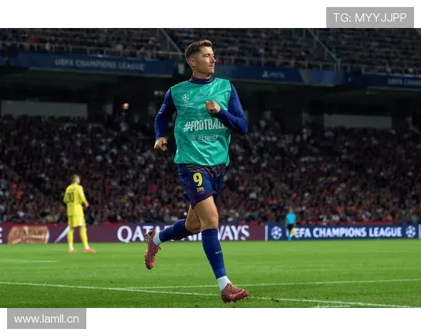 巴萨过度依赖边路进攻，战术单一性对赛季走势形成制约