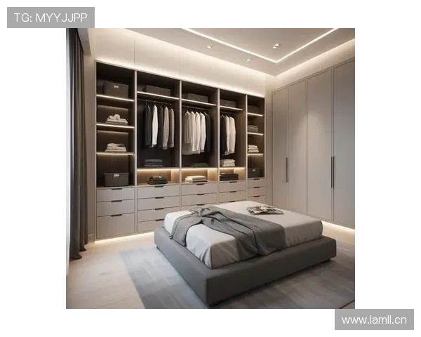 刷到苏亚雷斯家里衣帽间，能直接开旗舰店，我的衣柜默默下岗